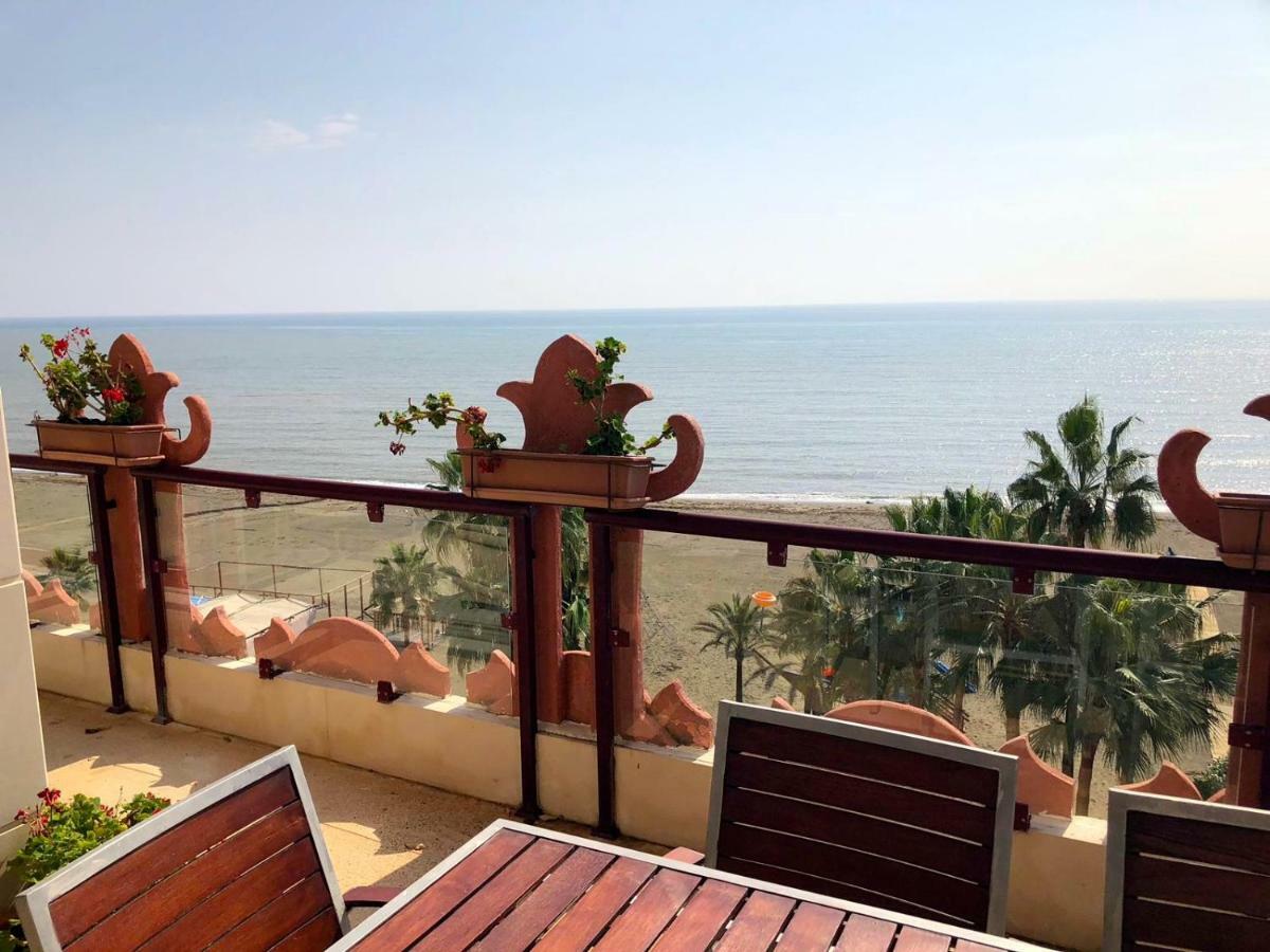 Atico-Duplex Primera Linea De Playa En El Centro De Estepona Eksteriør billede