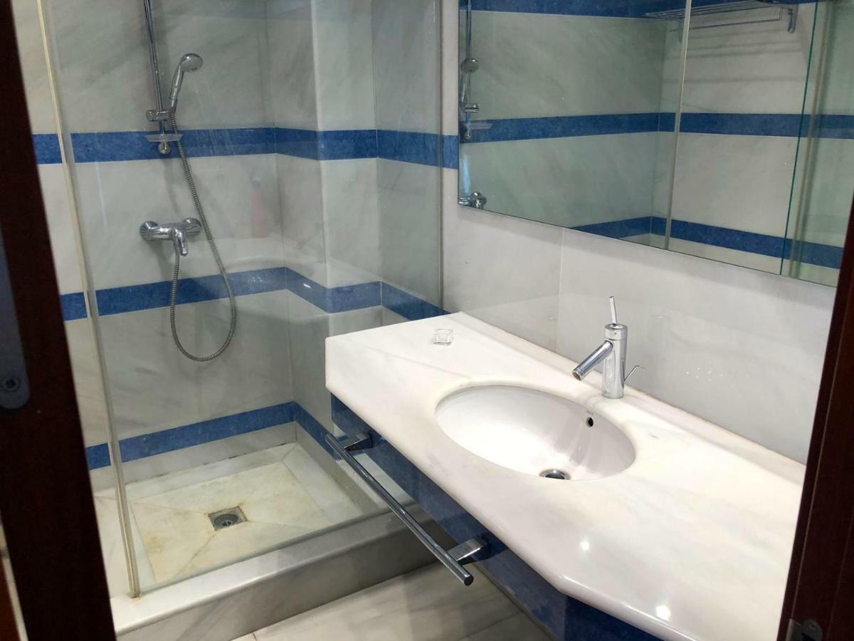 Atico-Duplex Primera Linea De Playa En El Centro De Estepona Eksteriør billede
